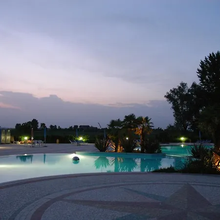 Laguna Village 2*