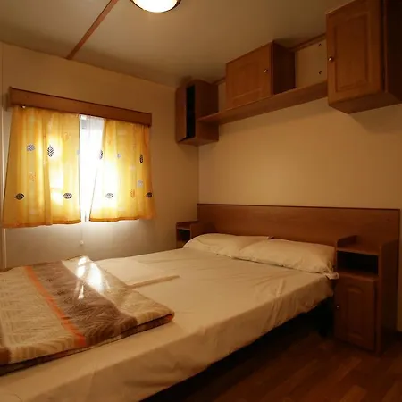 キャンプ場 Laguna Village 2*
